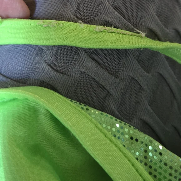 VENUS chartreuse/lime green Sparkly Brazilian cut bikini new no tags SzM/D - Picture 9 of 13